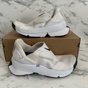 Nike GO FlyEase White Black Athletic Shoes Comfort Work DR5540 Women’s Size 6